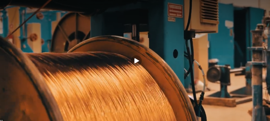 Assistir vídeo institucional da Cobremack